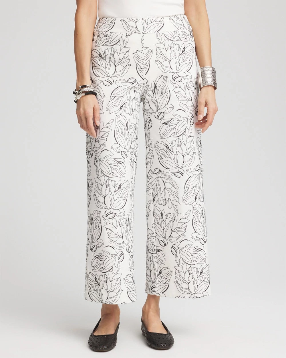 Chico's - Brigitte™ Floral Embroidered Wide-Leg Cropped Pants