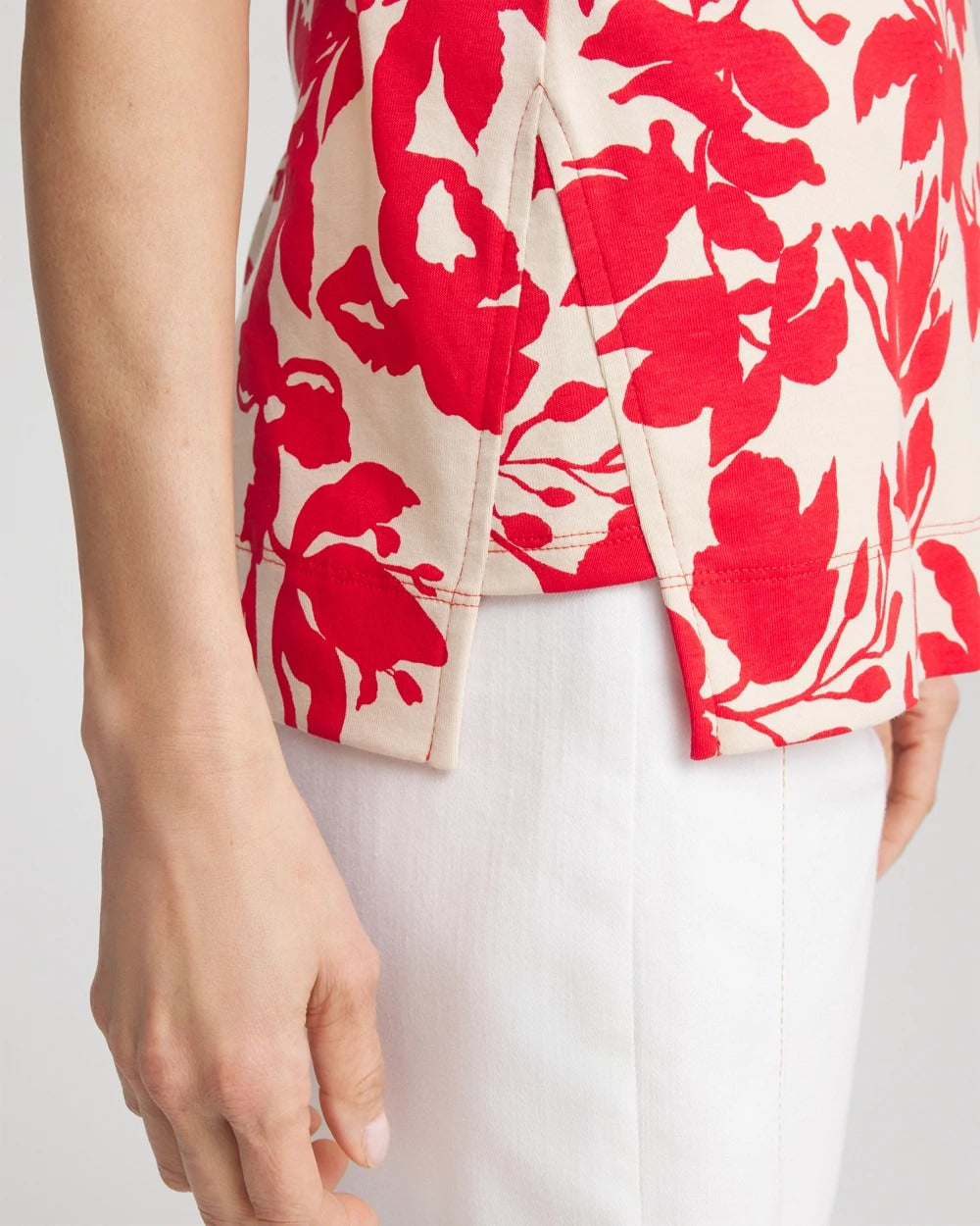 Chico's - Floral Sleeveless V-Neck Tunic