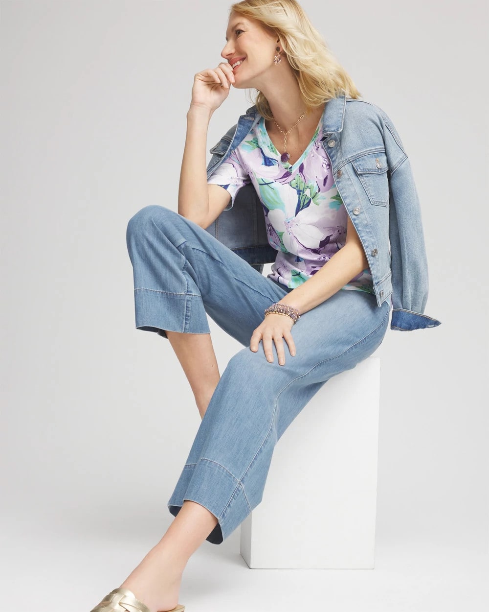 Chico's - Lily Print V-Neck Perfect Tee