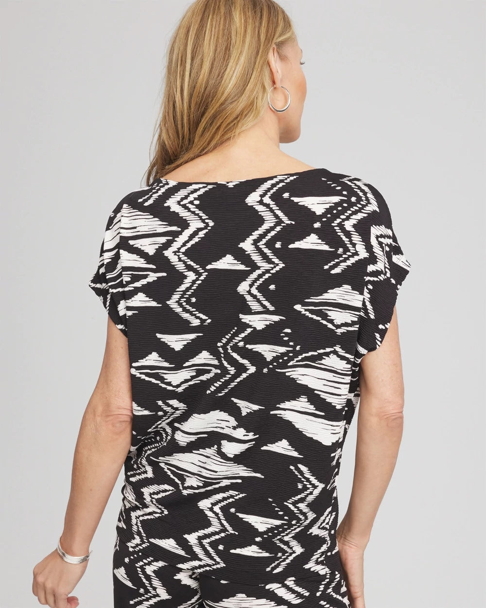 Chico's - Travelers™ Crinkled Knit Geo-Print Top