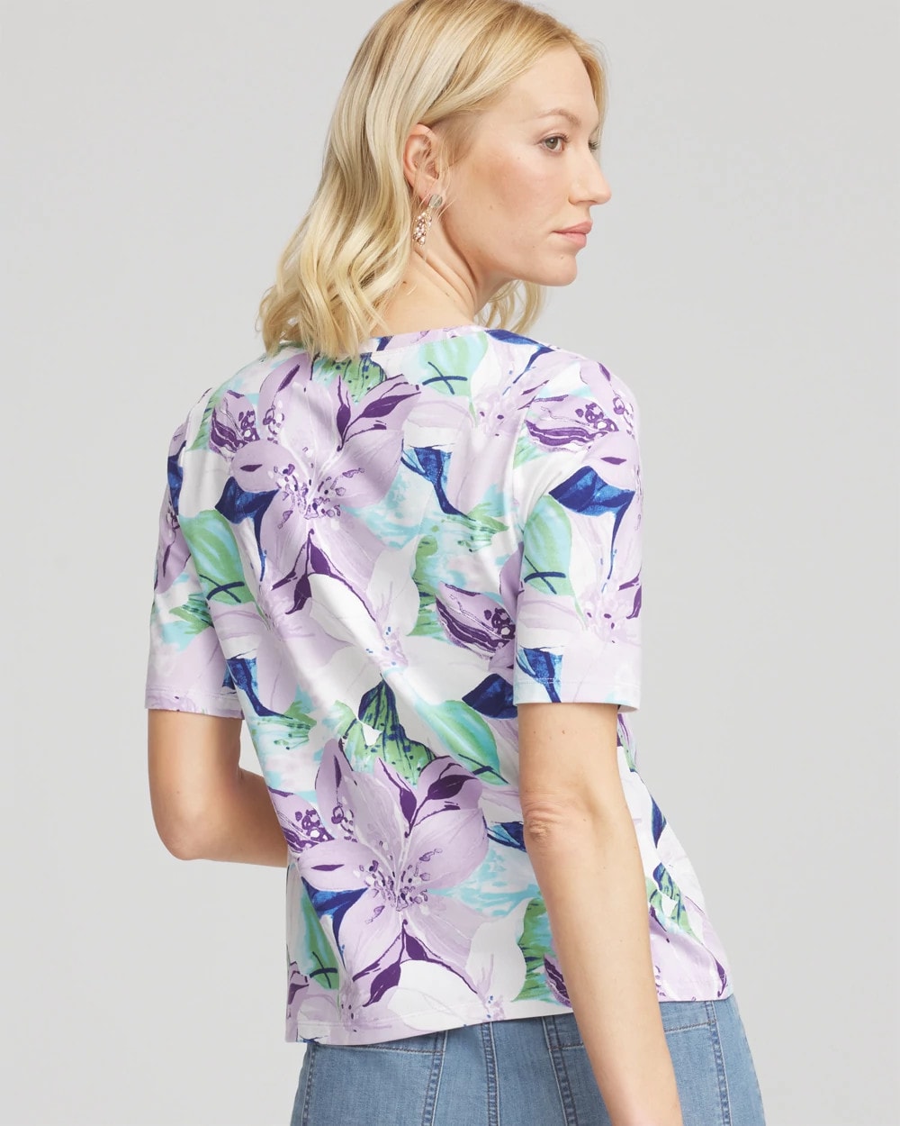 Chico's - Lily Print V-Neck Perfect Tee