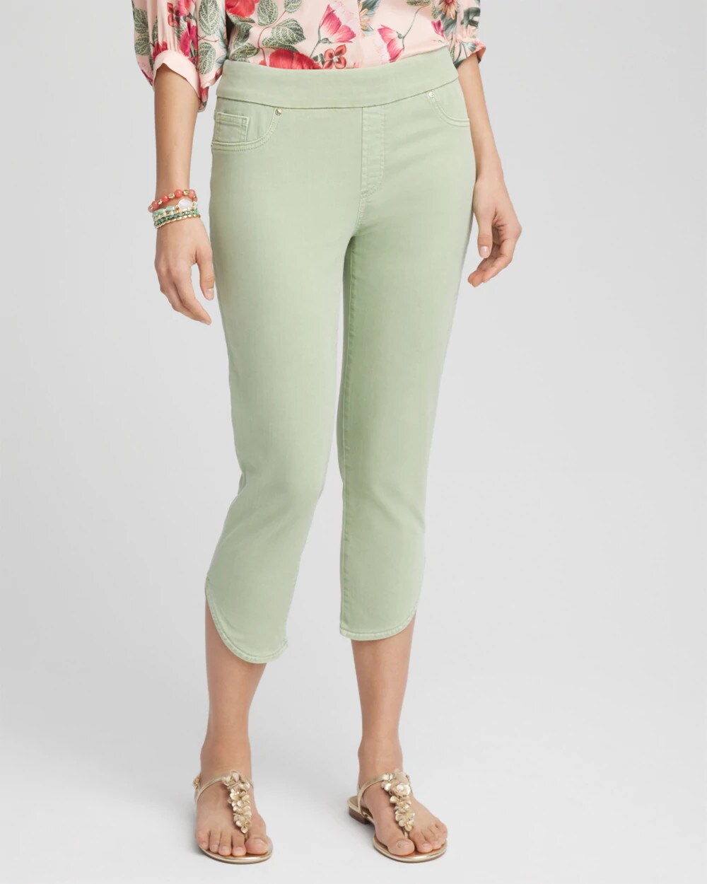 Chico's - Pull-On Dolphin-Hemmed Capri Jeans