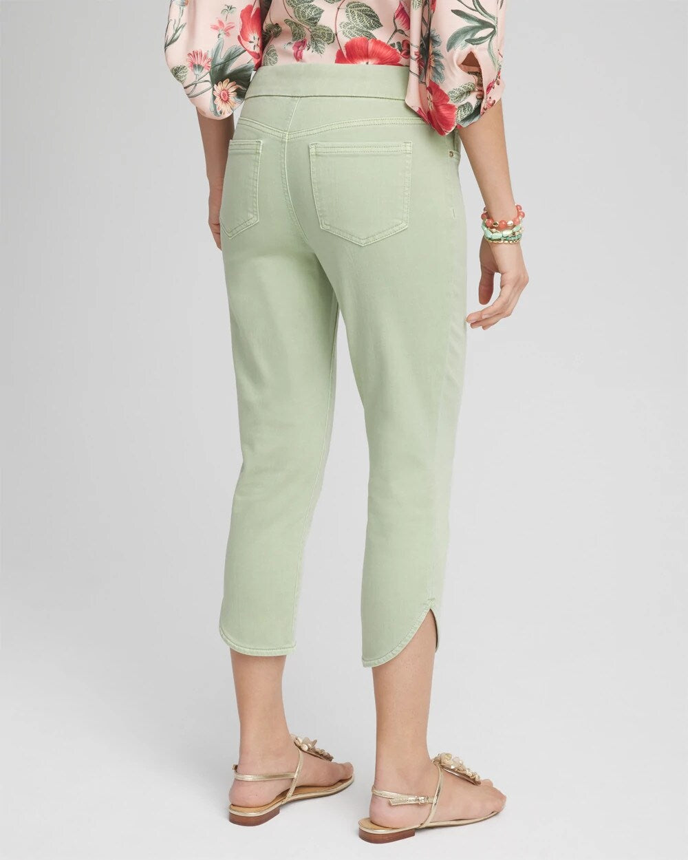 Chico's - Pull-On Dolphin-Hemmed Capri Jeans