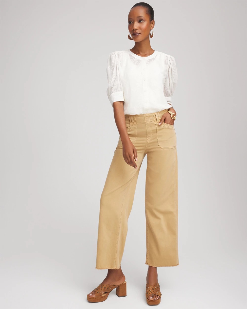 Chico's - Neutral Pull-On Cropped Wide-Leg Frayed Jeans
