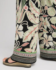 Chico's - Travelers™ Island-Motif Palazzo Pants