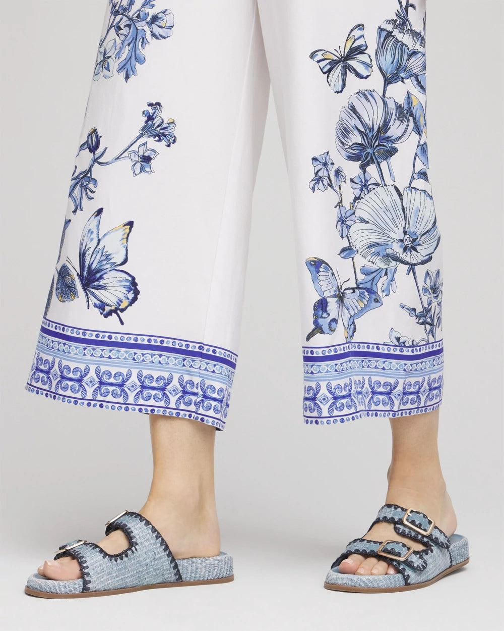 Chico's - Butterfly Pull-On Linen Cropped Pants
