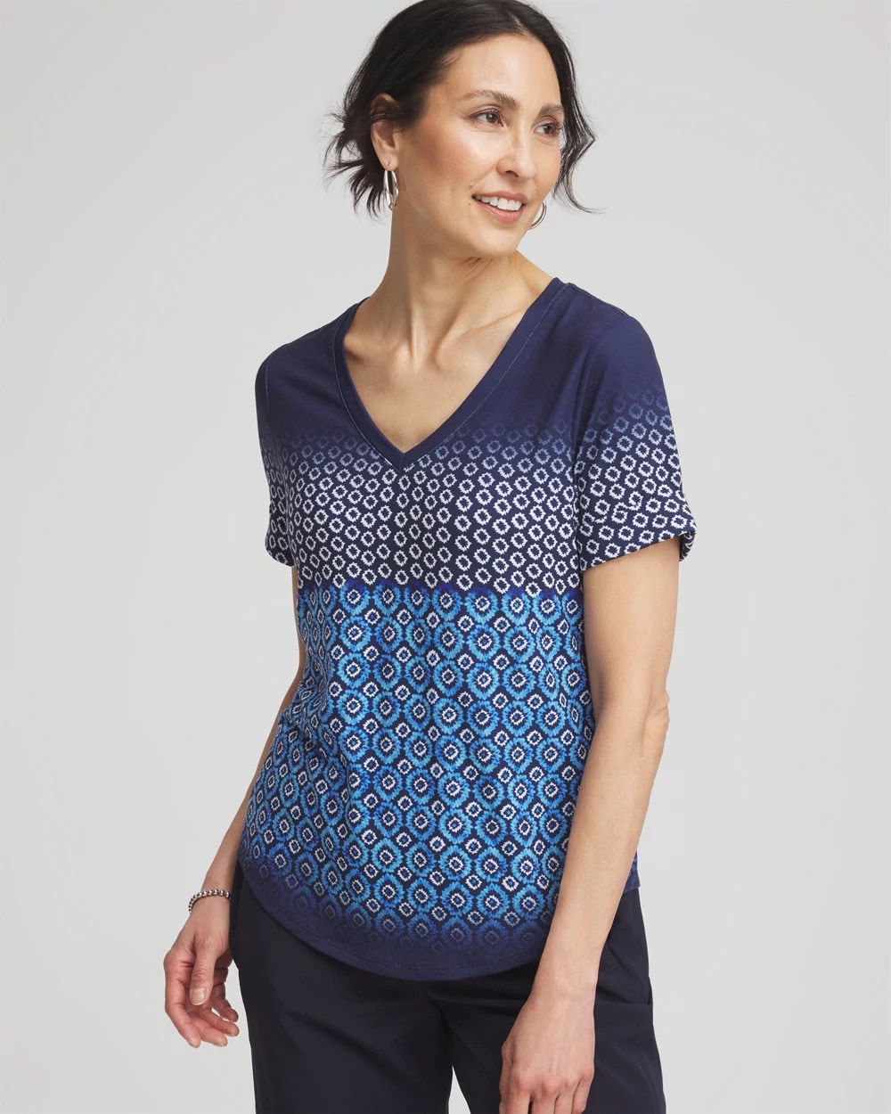 Chico's - Zenergy® Graphic Ombre V-Neck Tee