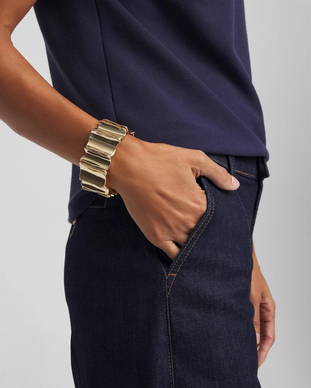 Chico's - Gold Wavy Stretch Cuff