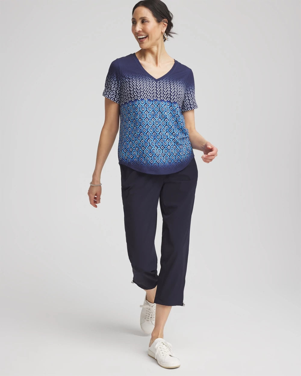 Chico's - Zenergy® Graphic Ombre V-Neck Tee