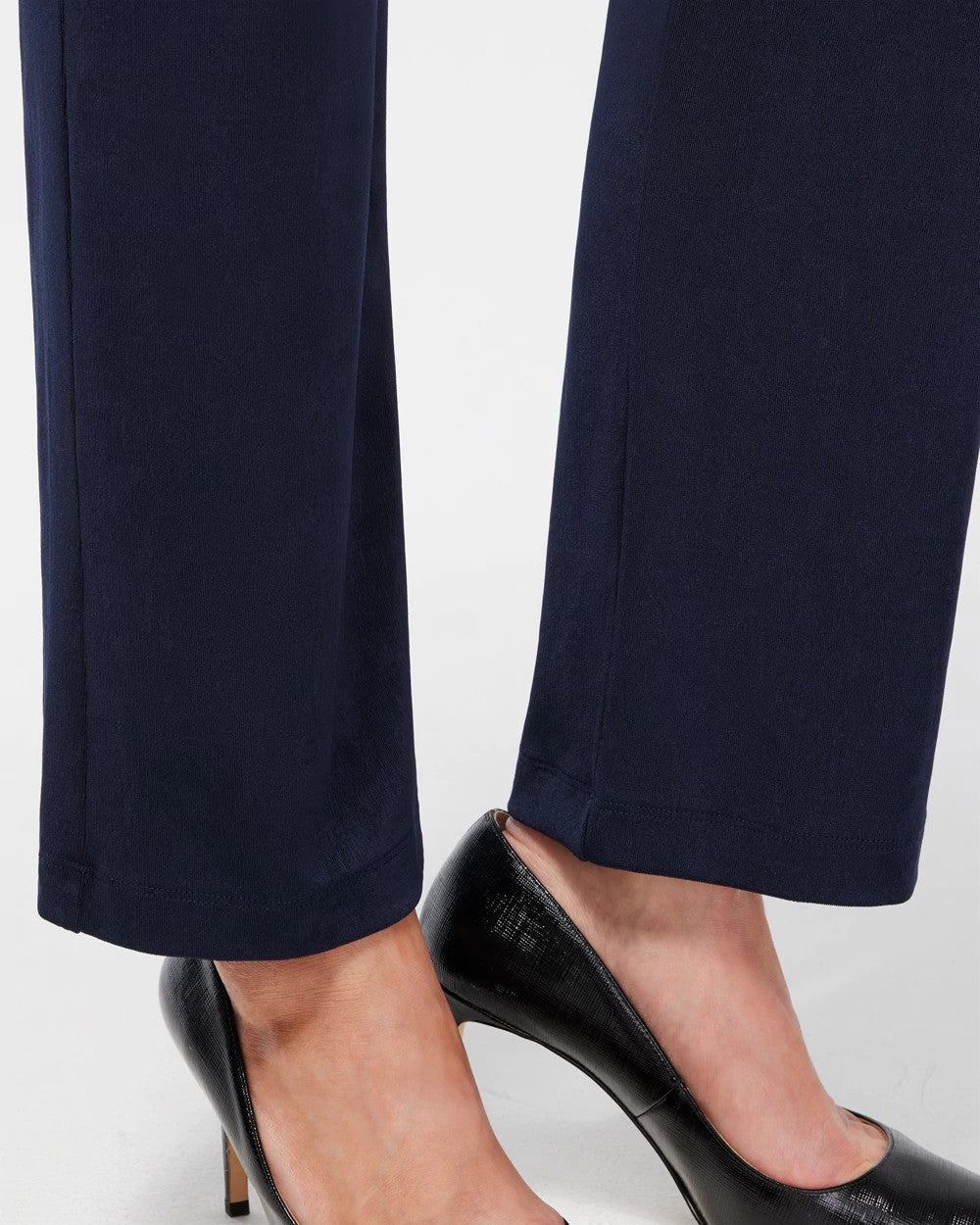 Chico's - Travelers™ Classic No Tummy Pants