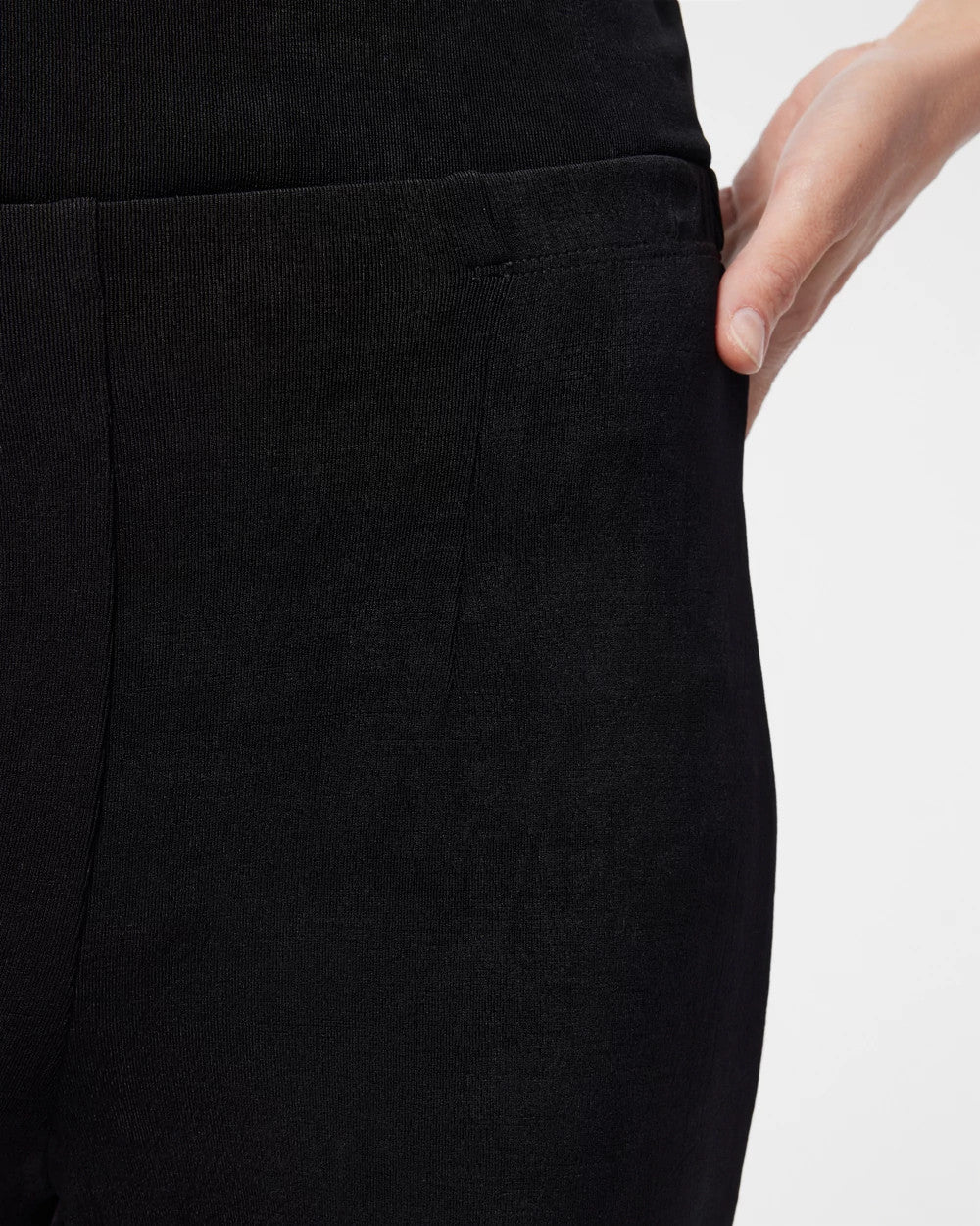 Chico's - Travelers™ Classic No Tummy Pants