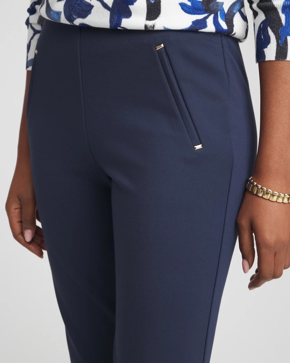 Chico's - Juliet Slim Trim Detail Ankle Pants