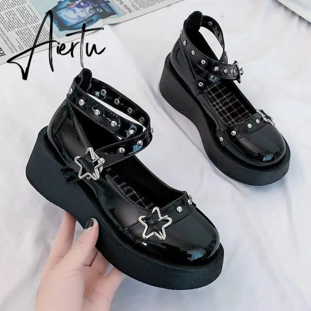 Aiertu Japanese Lolita Shoes Star Buckle Strap Mary Janes Women Cross-tied Platform Shoe Patent Leather Girls Rivet Casual Shoes