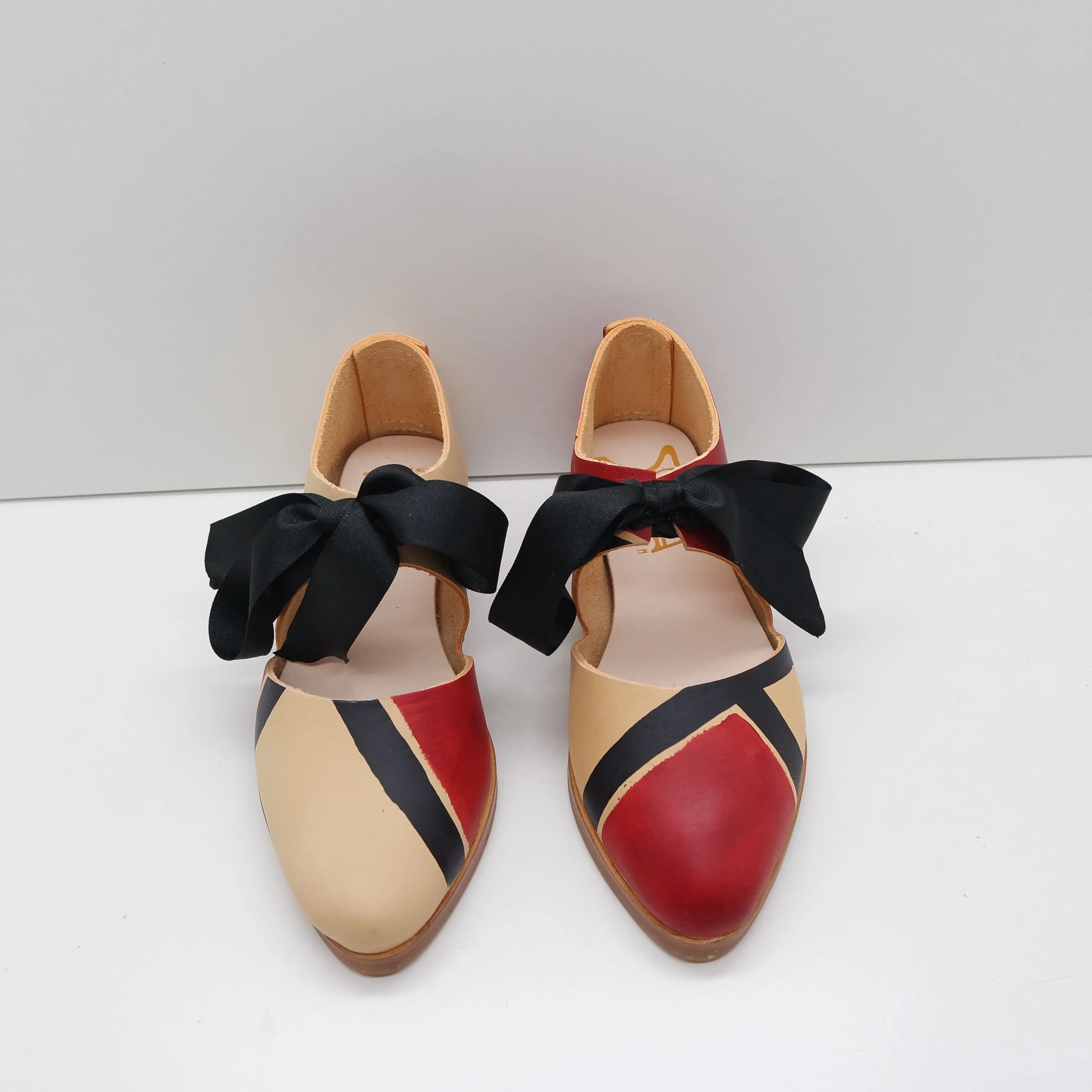 BBF24 SALE. SIZE 35. THE MARY. FLAG. BB APPLE AND NORI. RIBBON STRAPS. 2CM