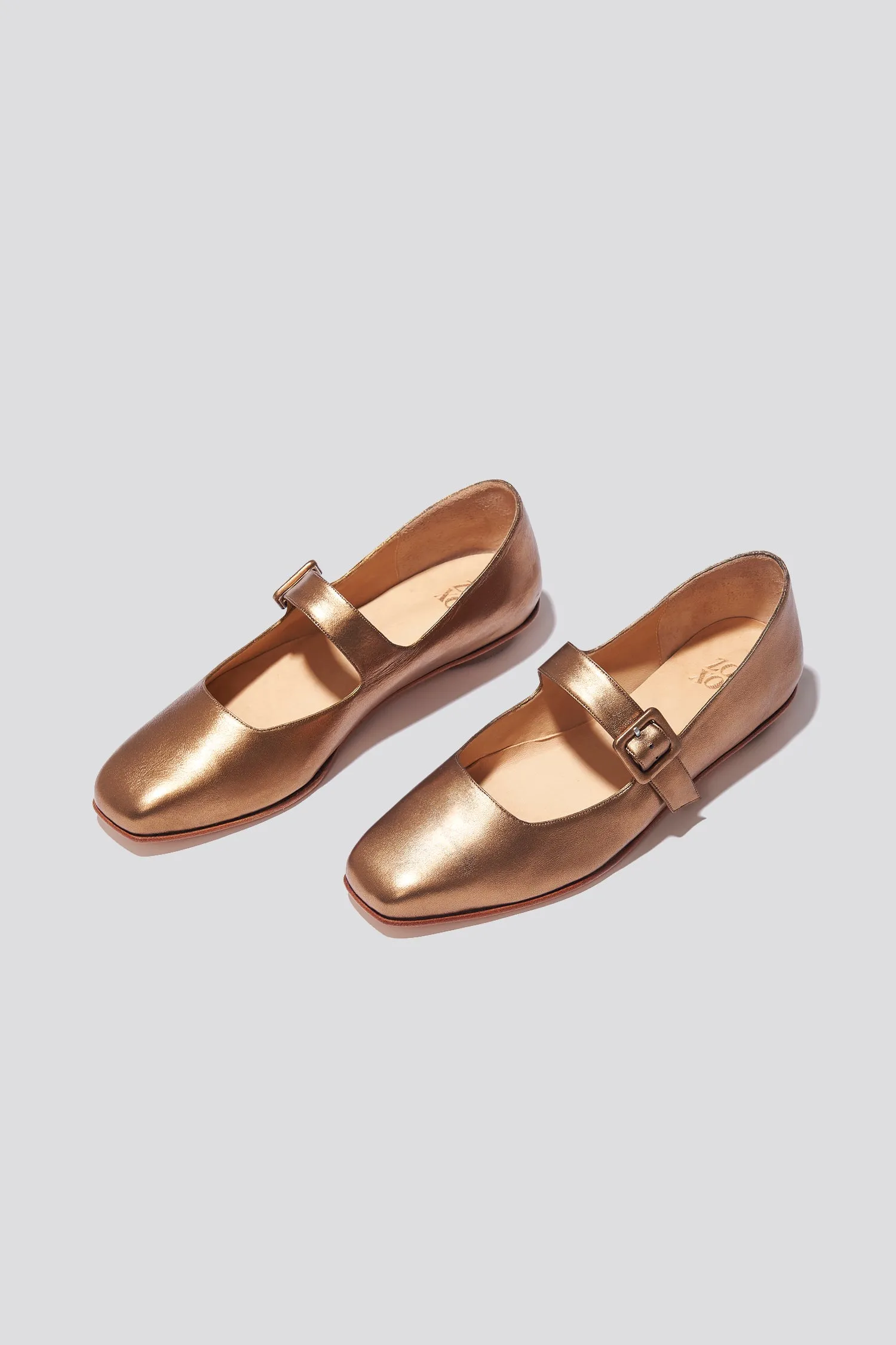 Eugenia Flat in Bronze