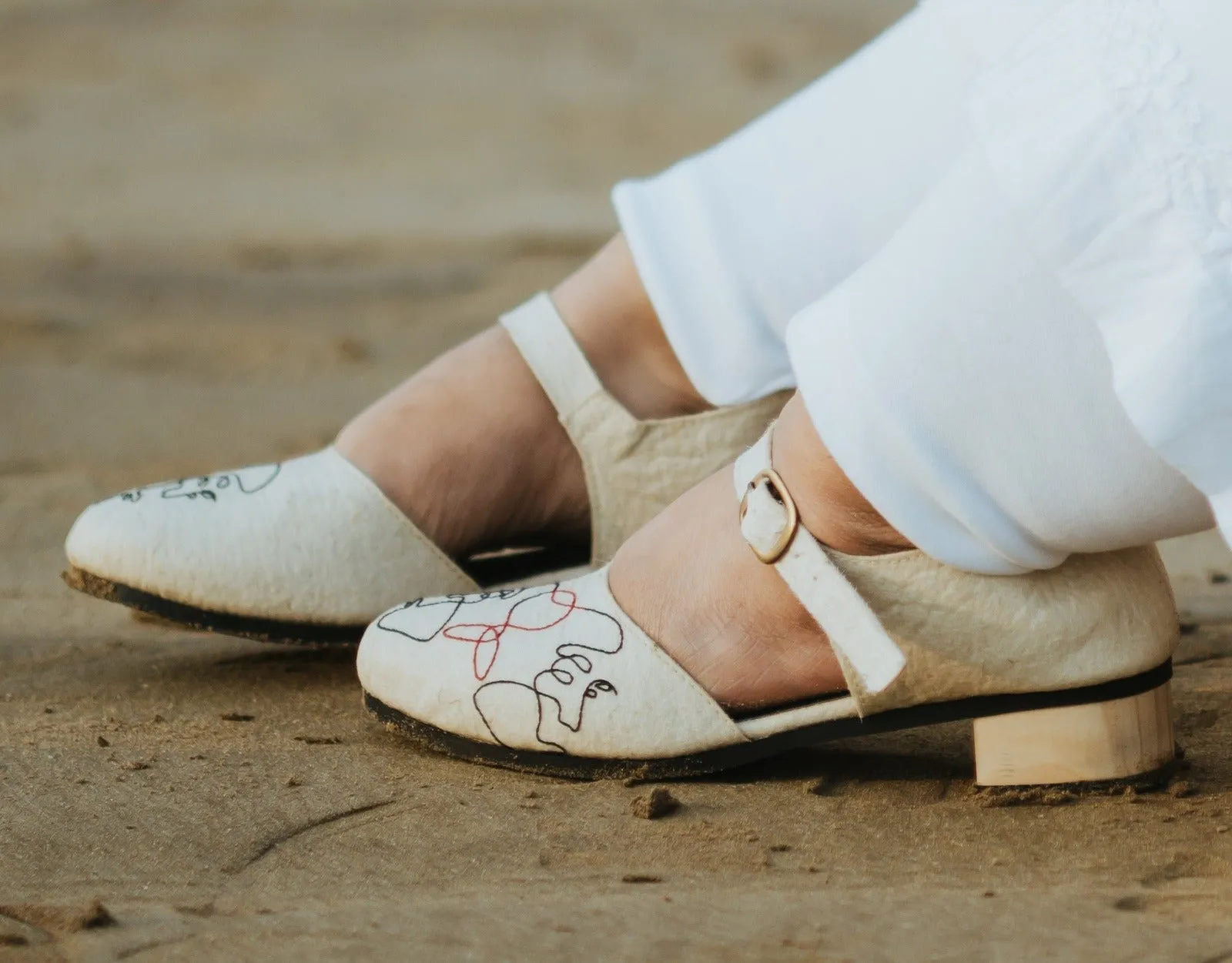 Flats-Natural Mary Janes