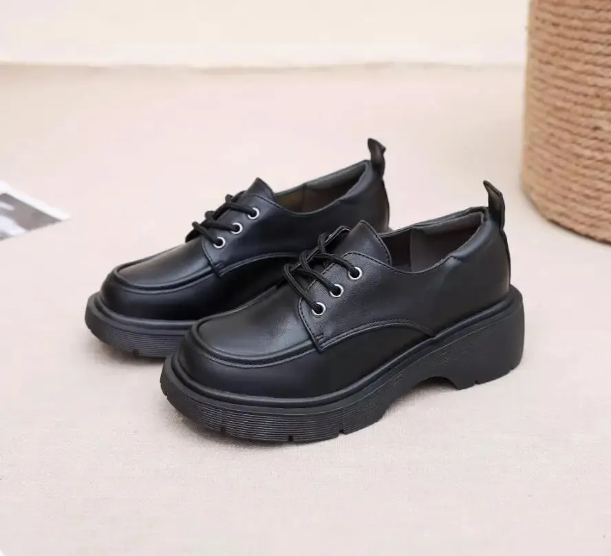 Hnzxzm New British College Style Lace-up Vintage Round Toe Pu Leather Jk Uniform Lolita Shoes Wedge Mid Heel Kawaii Sweet Girls Shoe