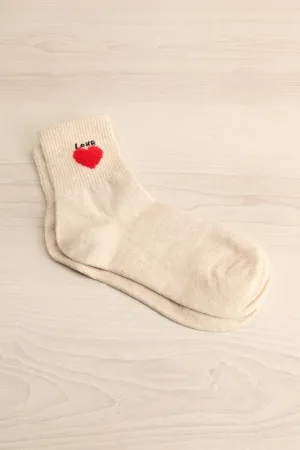 Itigi | Beige Socks w/ Fuzzy Heart