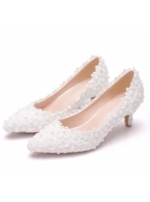 Lace Pointed Low-heeled Wedding Shoes