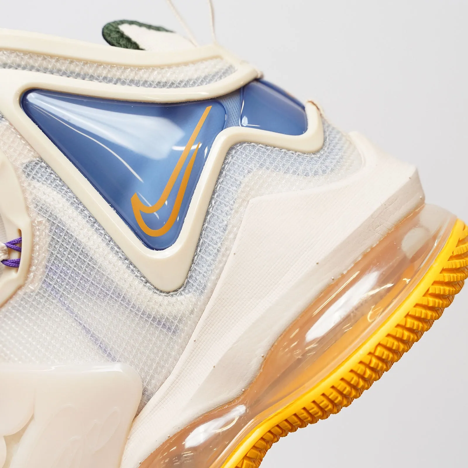 LeBron 19 - 'King Coaster'