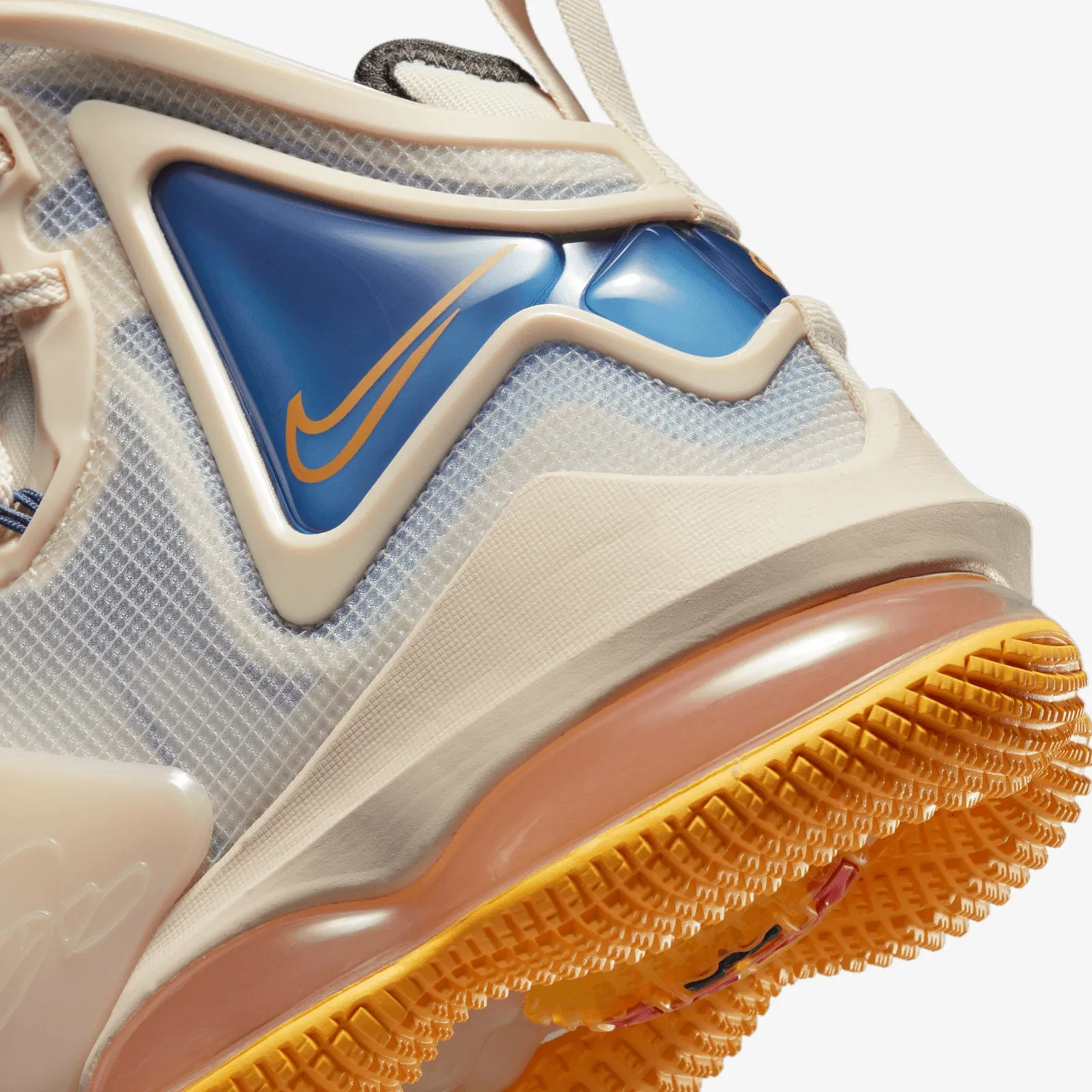 LeBron 19 - 'King Coaster'