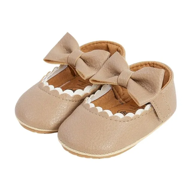 Lilyan Baby Girls' Flat Shoes