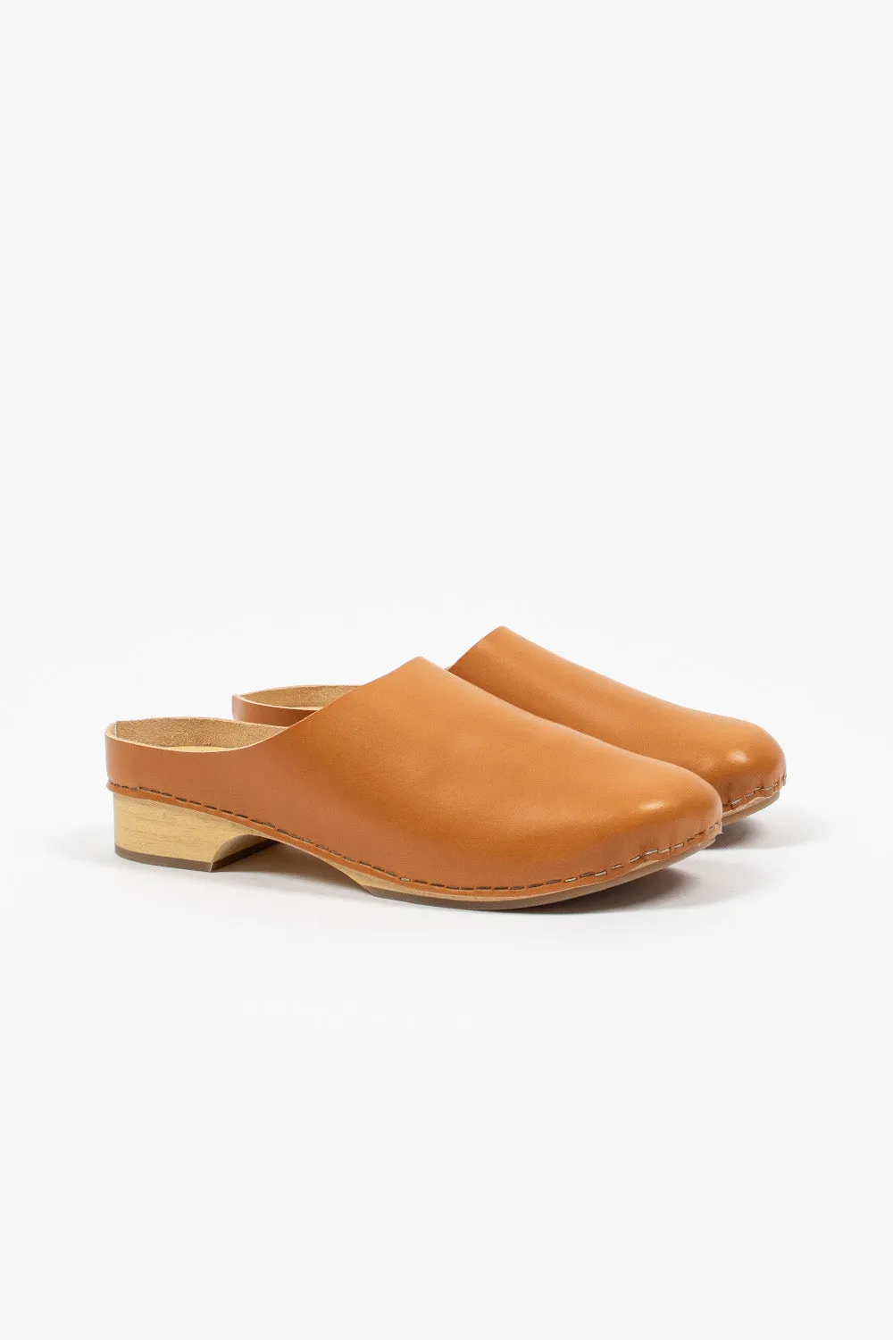 Low Leather Clog Natural