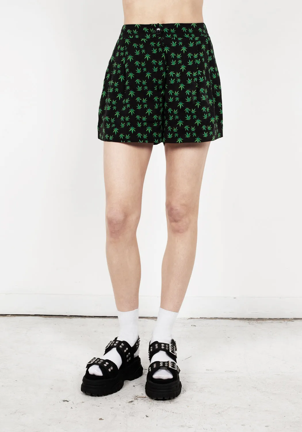 MARY JANE FLOWY SHORTS