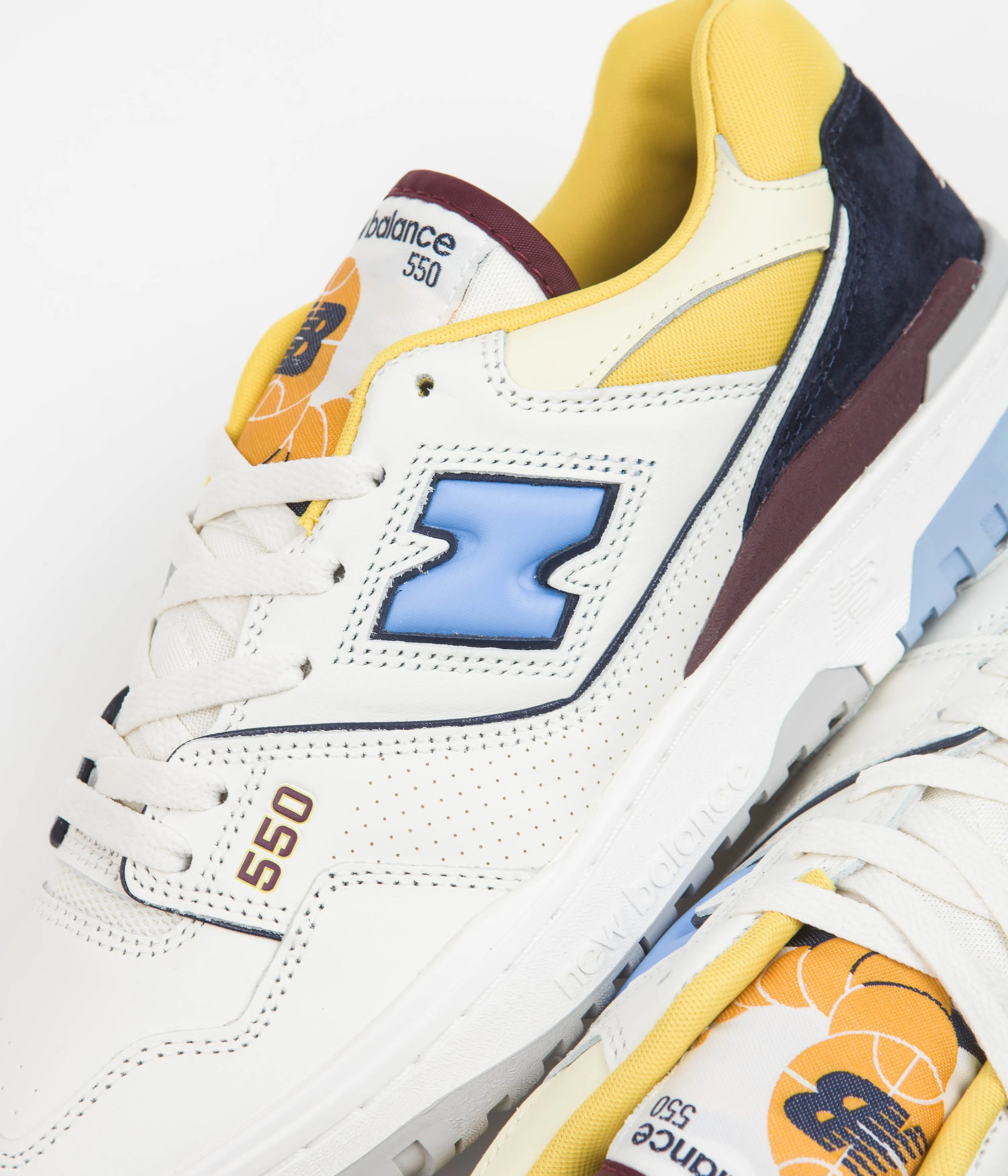 New Balance 550 Shoes - Sea Salt