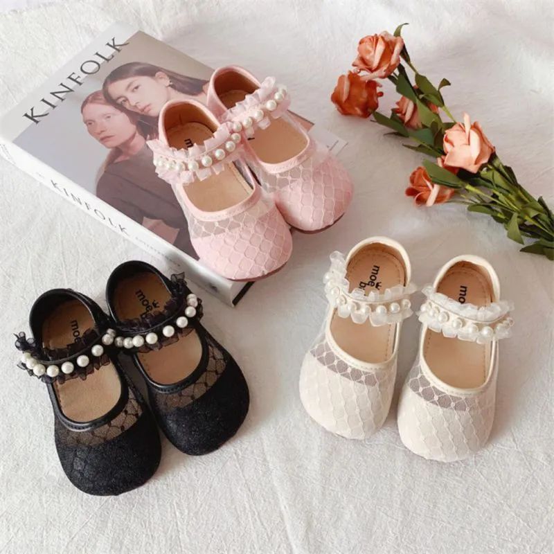 Pearl leather lace shoes for little girls