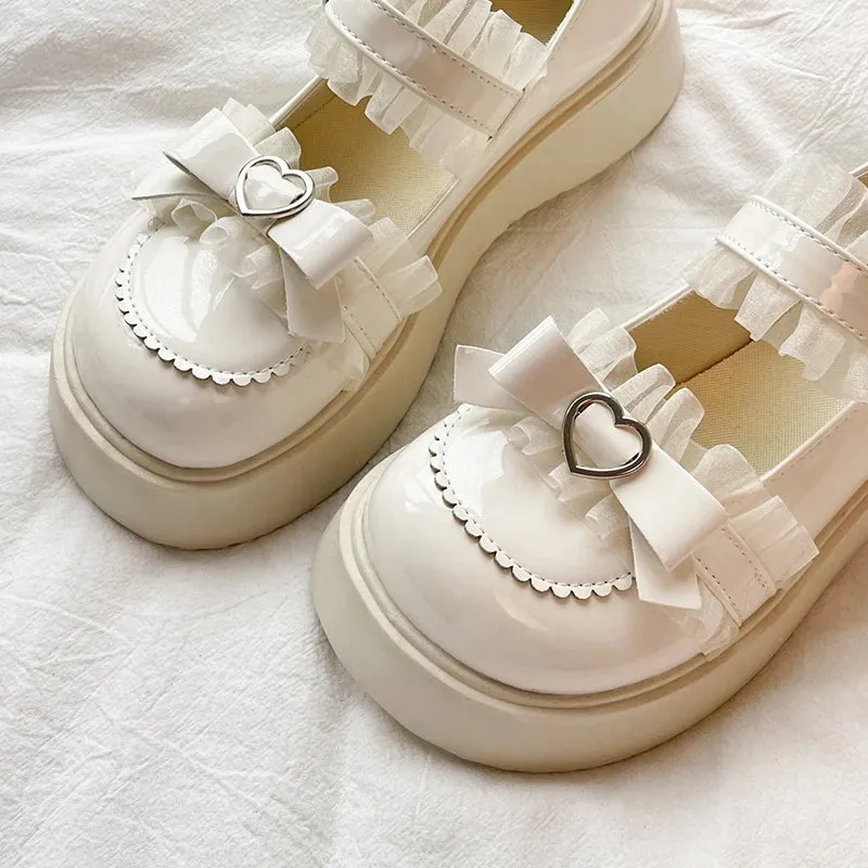 Sohiwoo Kawaii Lace Bowknot White Lolita Shoes Women 2022 Heart Buckle Platform Mary Janes Woman Japanese Style Patent Leather Jk Shoes