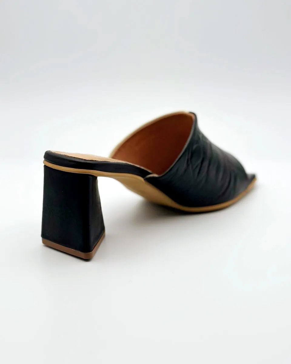 STIVALI Soulmate Block Heel in Black/White