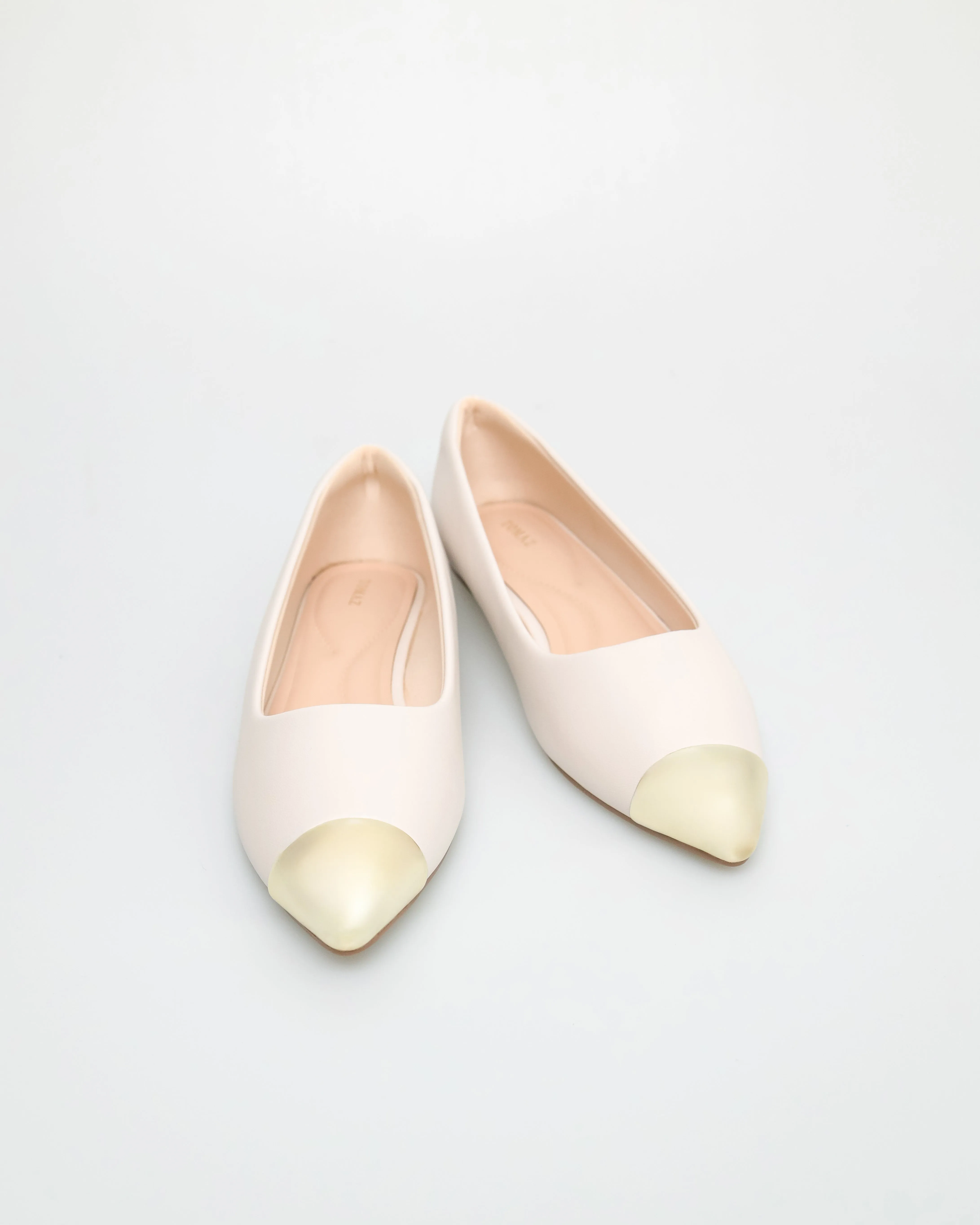 Tomaz NN348 Ladies Silver Cap Toe Flats (Cream)