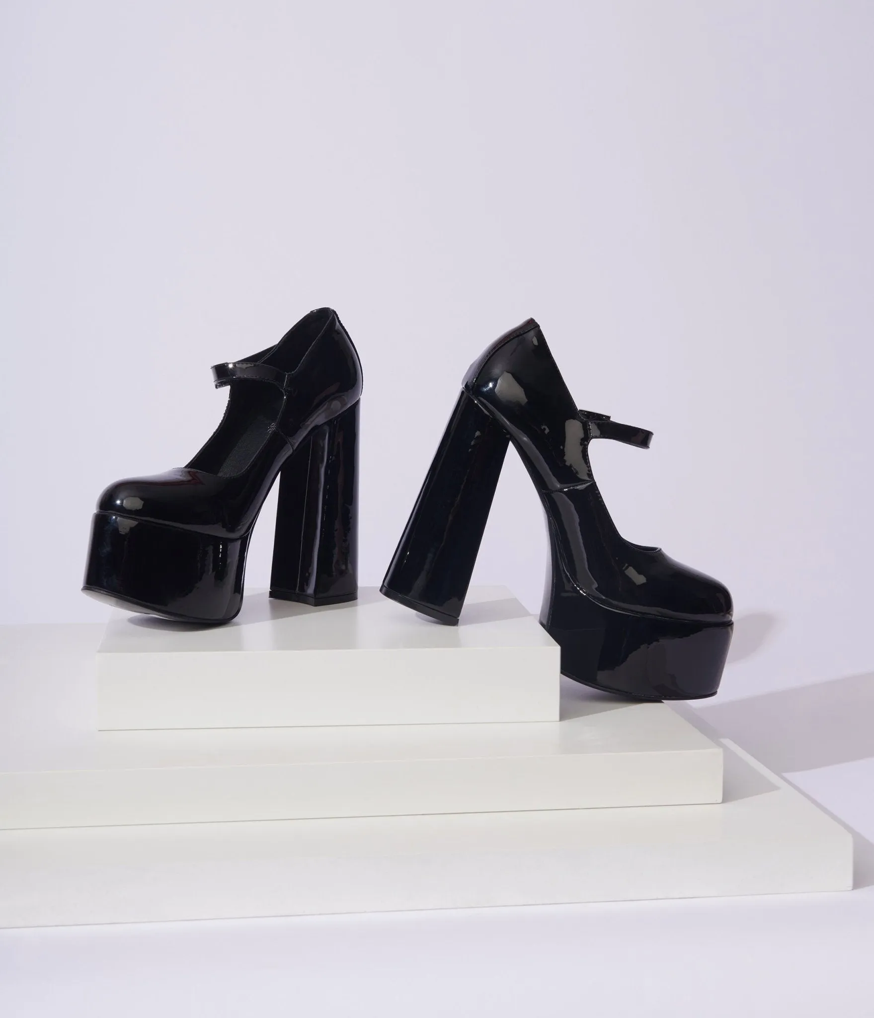 Unique Vintage Black Patent Leatherette Platform Mary Jane Heels